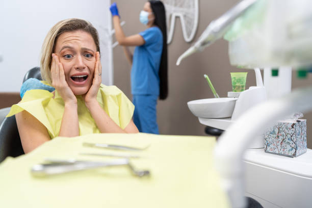 Best Broken or Cracked Tooth Emergency Dentist in Gardendale, TX